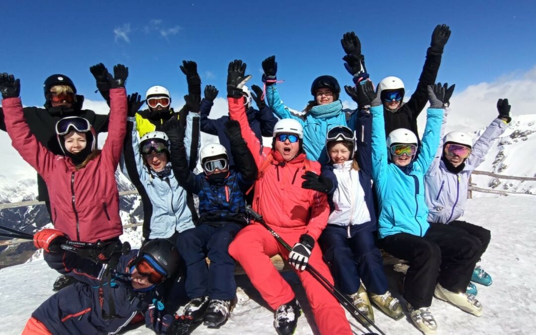 Ski- & Snowboardkurs der AFS in Südtirol
