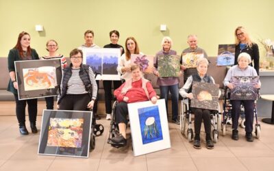 Anne-Frank-Schule Linden zeigt vielfältige Schülerkunst im Seniorenzentrum Linden